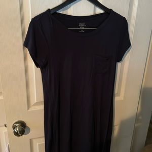 EUC Market & Spruce navy tshirt dress with chest pocket